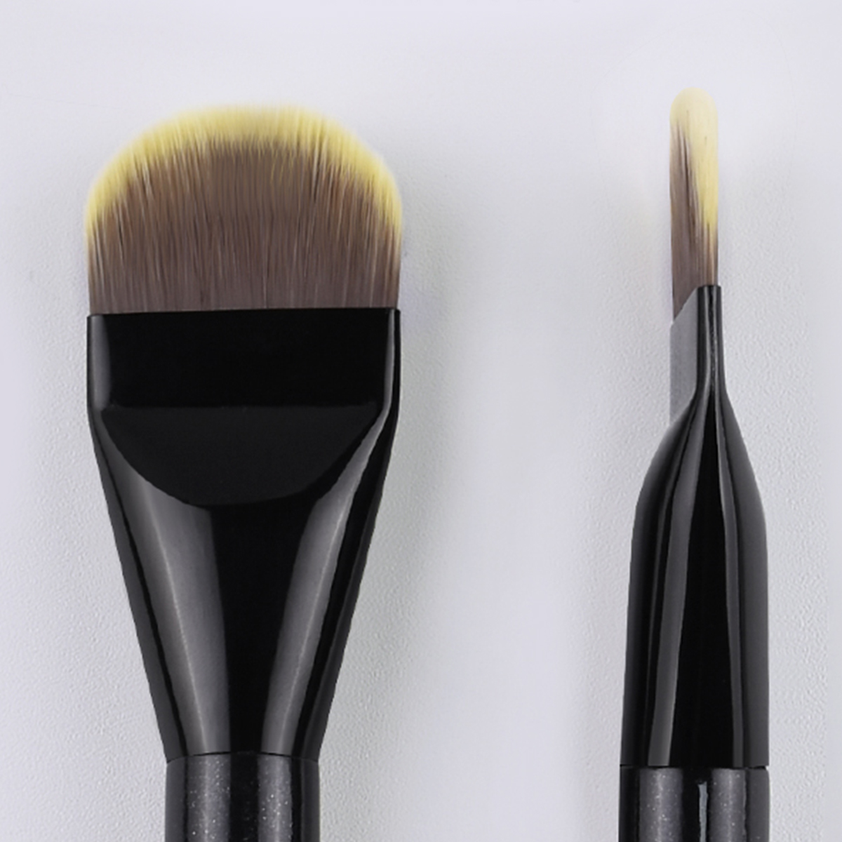 メイクブラシ ファンデーション プロフェッショナルブラシ 舌 - Beauty Queen Makeup のレビューと価格
