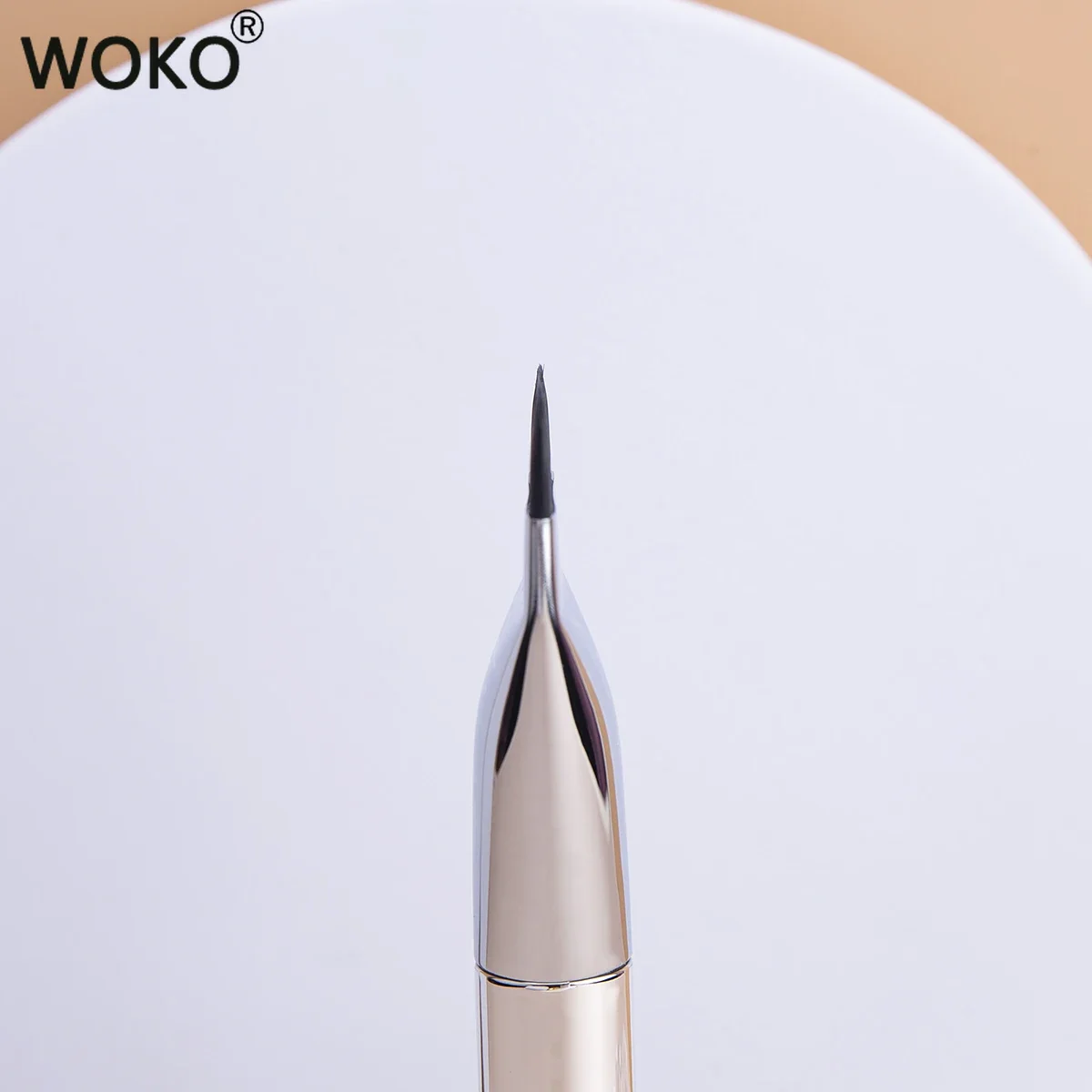超薄型ファンデーション ブラシ 軽量で薄いフェイス コンター - Beauty Queen Makeup のレビューと価格