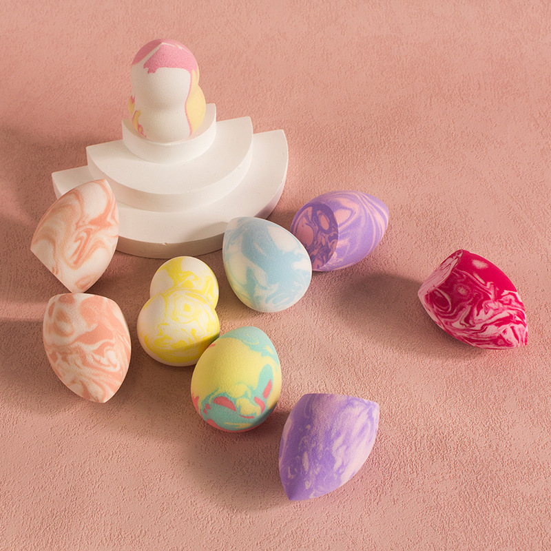 超ソフトで弾力のある大理石模様のメイクアップスポンジ、ラテッ - Beauty Blender In Makeup のレビューと価格