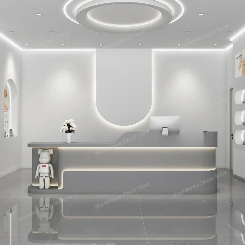 モダンビューティーインスティテュート教会コーナー受付カウンタ - Beauty Makeup Institute のレビューと価格