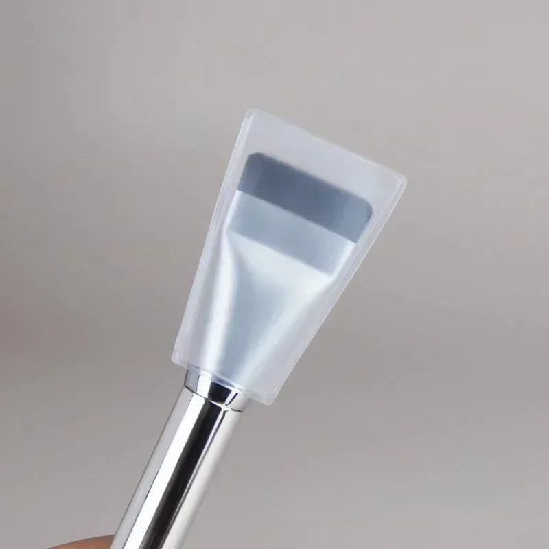 超薄型ファンデーション ブラシ 軽量で薄いフェイス コンター - Beauty Queen Makeup のレビューと価格