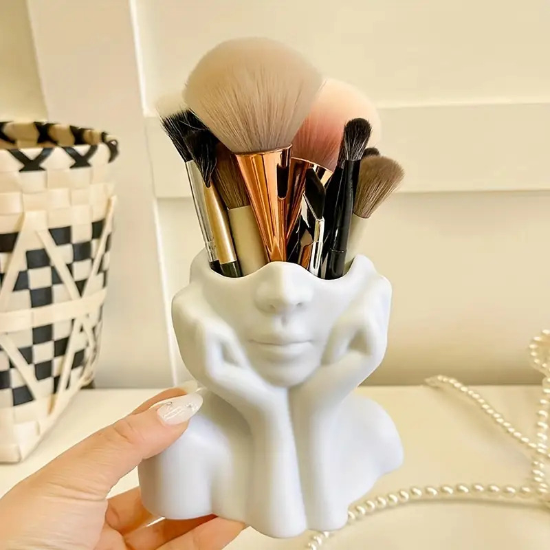 顔の形のメイクブラシホルダー - ポータブル収納ボックス 美 - Beauty Queen Makeup のレビューと価格